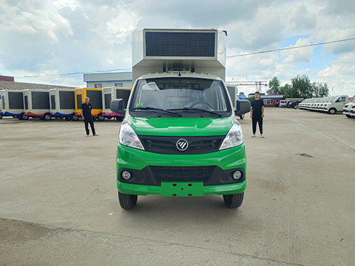 小型广告车