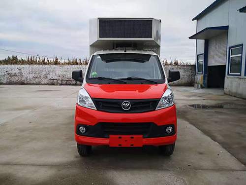 小型广告车
